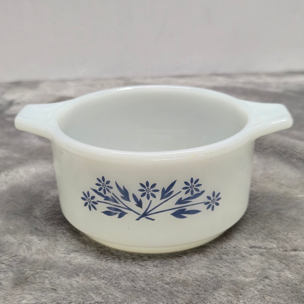 Glasbake Blue Onion Milk Glass Custard Cup Ramekin J-235 Vintage Dynaware USA‎